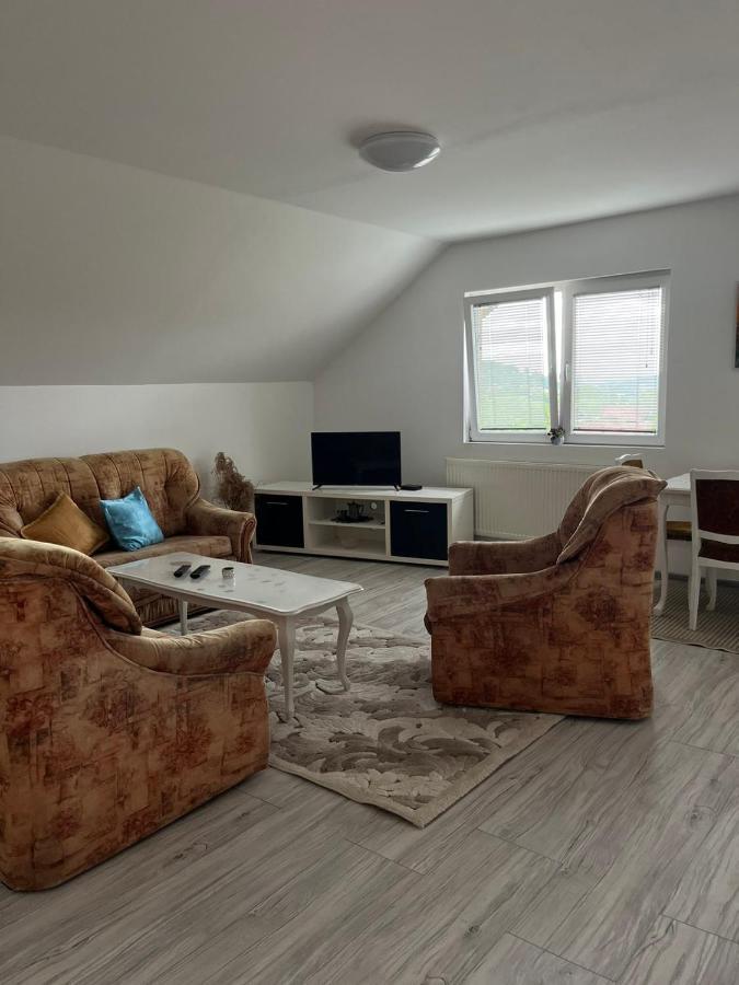 Apartman Salus Тузла Екстер'єр фото